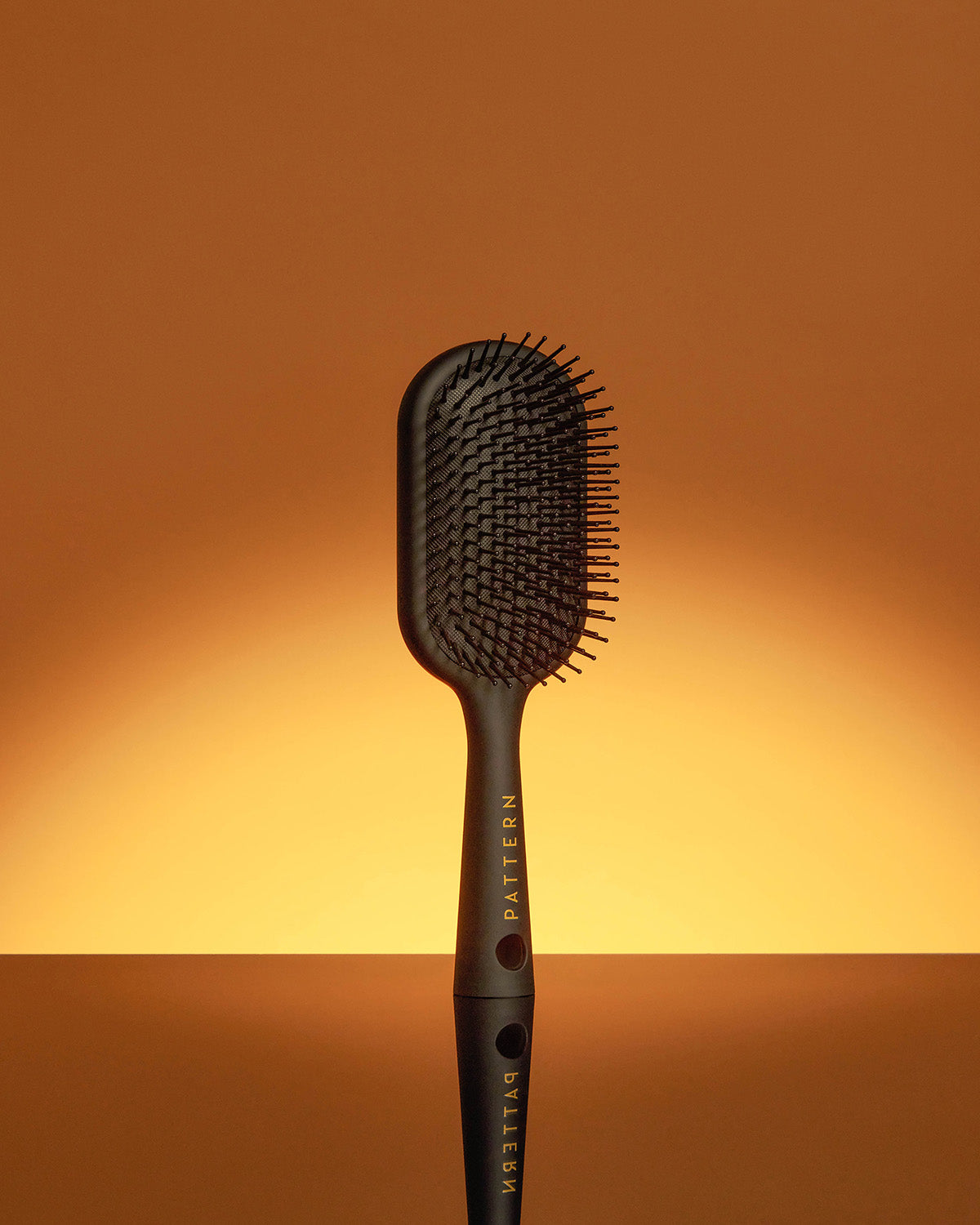 Heat-Resistant Paddle Brush for Curly Hair – Pattern Beauty