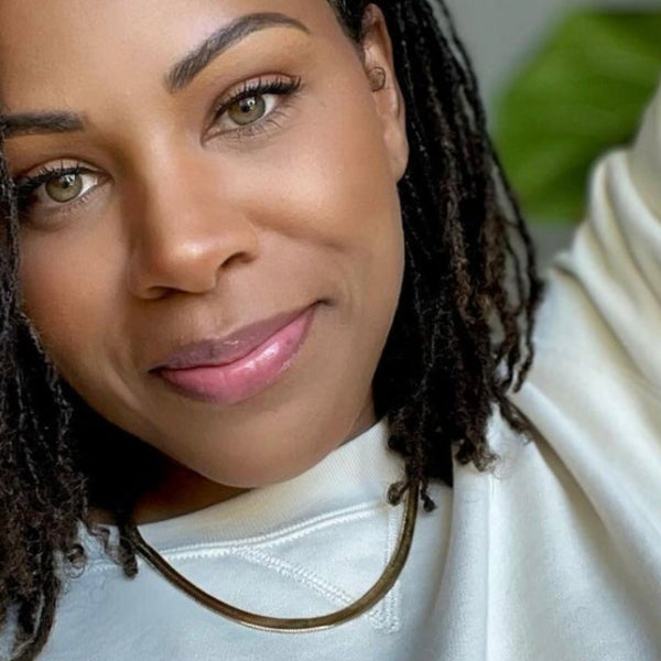 Microlocs vs Sisterlocks: What Sets Them Apart & How to Decide