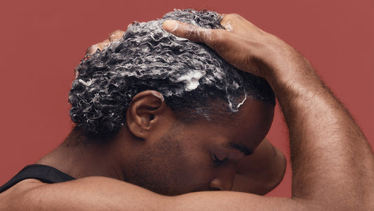 Scalp Scrub & Clarifying Shampoo: When to Use Each for Your Curls