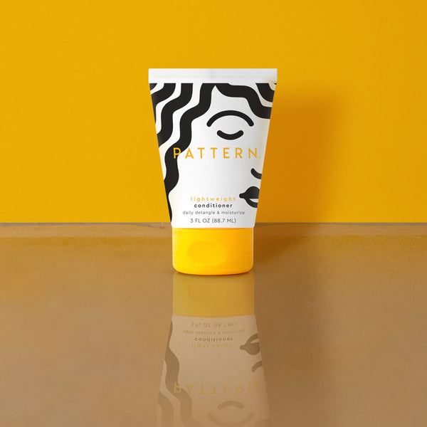 PATTERN
lightweight
conditioner
daily detangle & moisturize
3 FL OZ (88.7 ML)